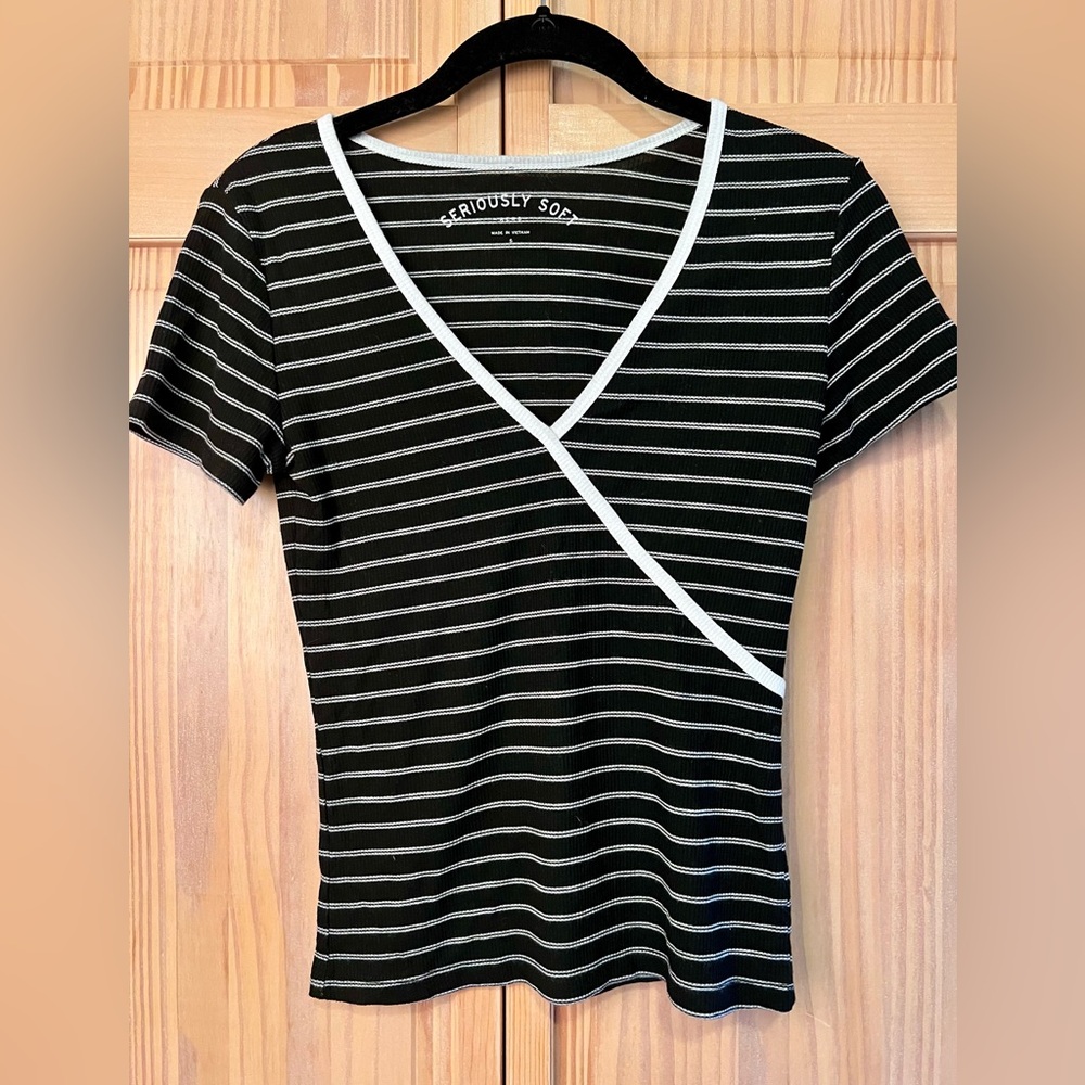 Aeropostale seriously soft black and white stripped t-shirt size small